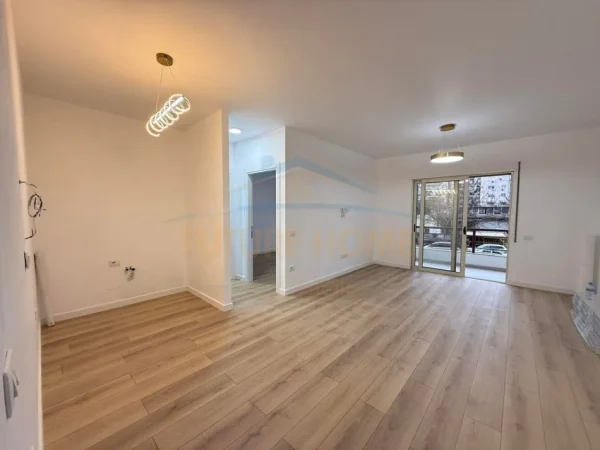 Tirane, shes apartament 1+1 Kati 1, 65 m² 140.000 € (Don Bosko)