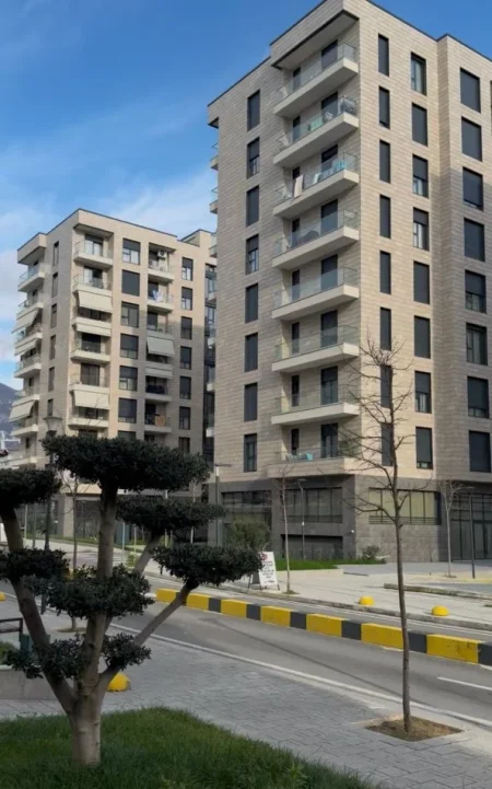 Tirane, shitet apartament 2+1 Kati 4, 105 m² 218.300 € (Porcelan)