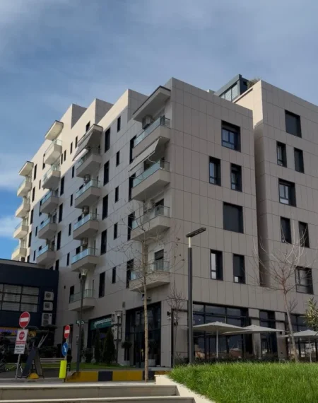 Tirane, shitet apartament 2+1 Kati 4, 105 m² 218.300 € (Porcelan)