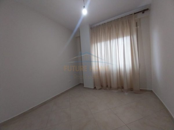 Shqiperi, jepet me qera apartament 2+1 Kati 4, 76 m² 400 € (don bosko)
