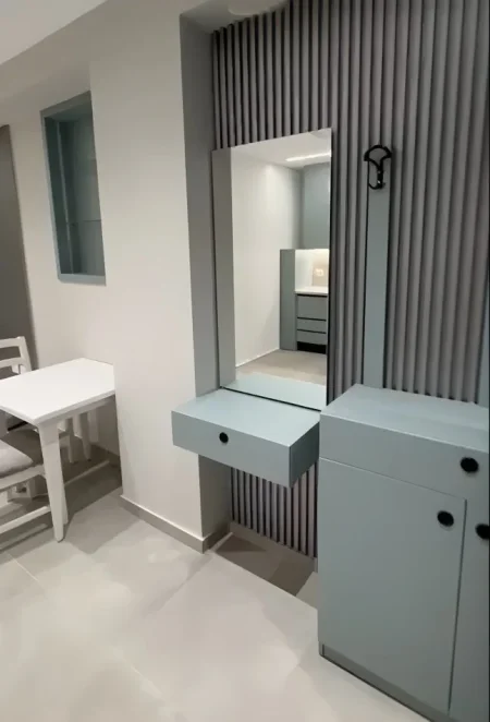 Tirane, jepet me qera garsonier Kati 6, 46 m² 400 € (Rruga 5 Maj (Concordi))