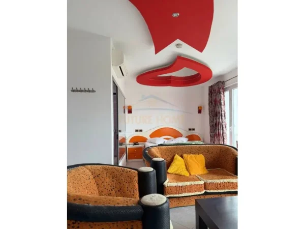 Tirane, shitet hotel Kati 0, 2.400 m² 900.000 € (Vaqarr)