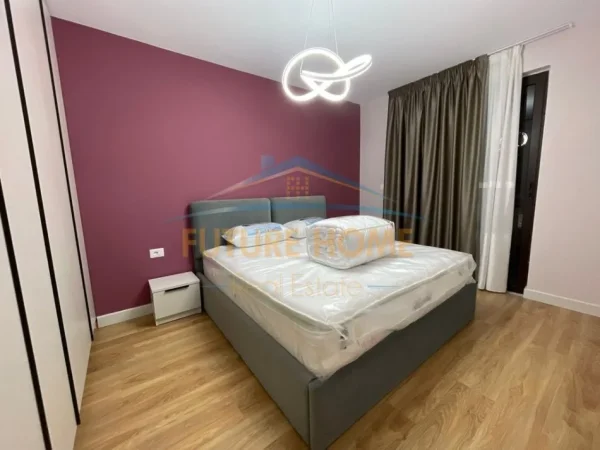 Tirane, jepet me qera apartament 2+1 Kati 5, 110 m² 700 € 