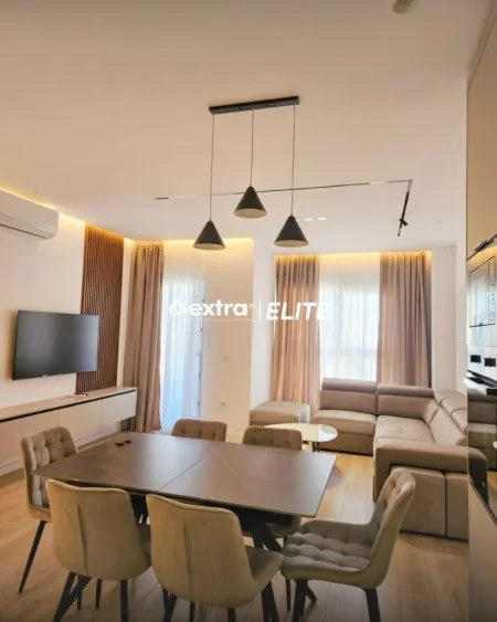 Tirane, jepet me qera apartament 2+1 Kati 8, 100 m² 1.000 € (Kompleksi aura)