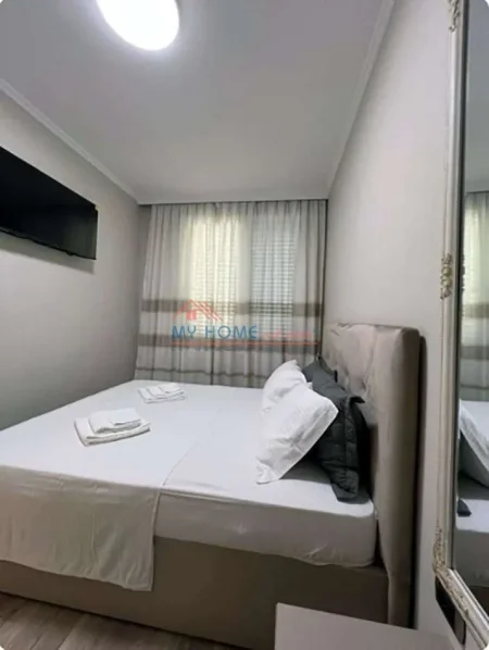 Tirane, jepet me qera apartament 1+1+Ballkon Kati 11, 67 m² 870 € (Piaca)