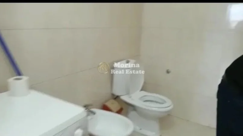 Tirane, jepet me qera apartament 1+1 Kati 6, 60 m² 470 € (Selvia)