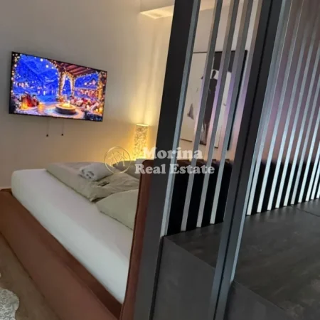 Tirane, jepet me qera apartament 3+1 Kati 2, 70 m² 1.500 € (Toptani)