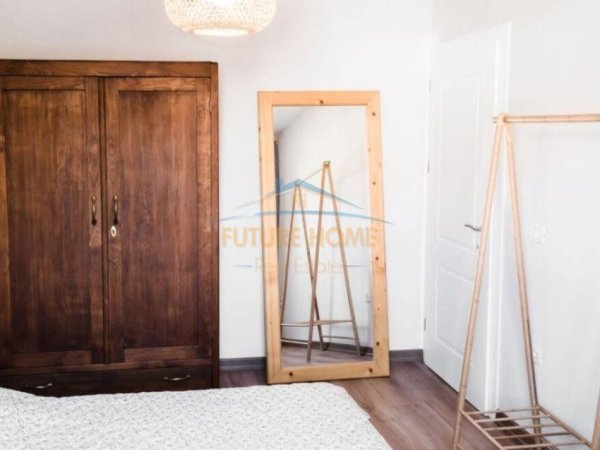 Tirane, jepet me qera apartament 1+1 Kati 4, 650 € (Fortuzi)