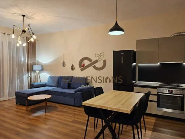 Tirane, jepet me qera apartament 2+1+Ballkon Kati 6, 100 m² 700 € (5 maji)