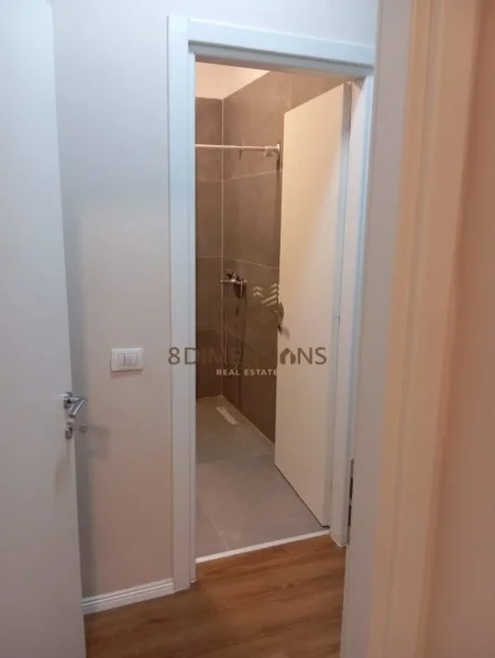 Tirane, jepet me qera apartament 2+1+Ballkon Kati 6, 100 m² 700 € (5 maji)