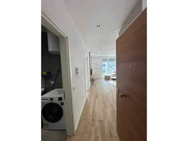 Tirane, jepet me qera apartament 1+1+Aneks+Ballkon Kati 3, 65 m² 600 € (Jordan Misja)