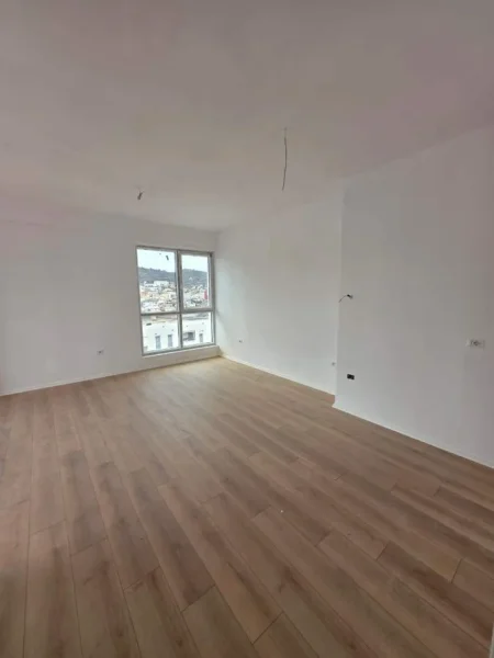 Tirane, shitet apartament 3+1+Ballkon Kati 10, 144 m² 560.000 € 