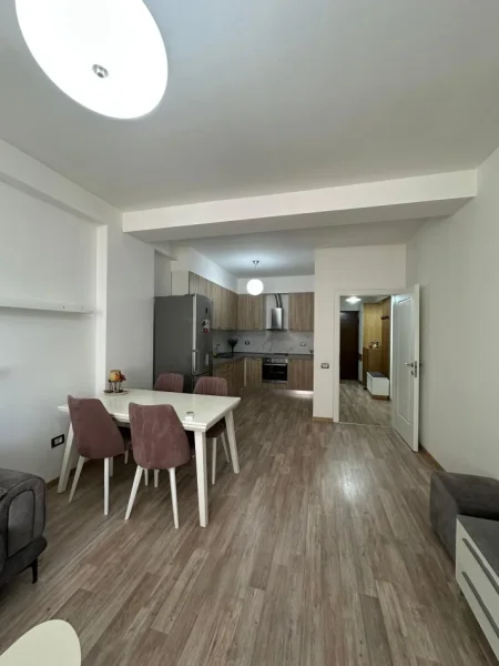 Tirane, jepet me qera apartament 1+1 Kati 3, 70 m² 450 € (TEODOR KEKO)