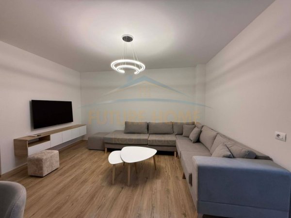 Tirane, jepet me qera apartament 2+1 Kati 4, 117 m² 700 € (Dogana)