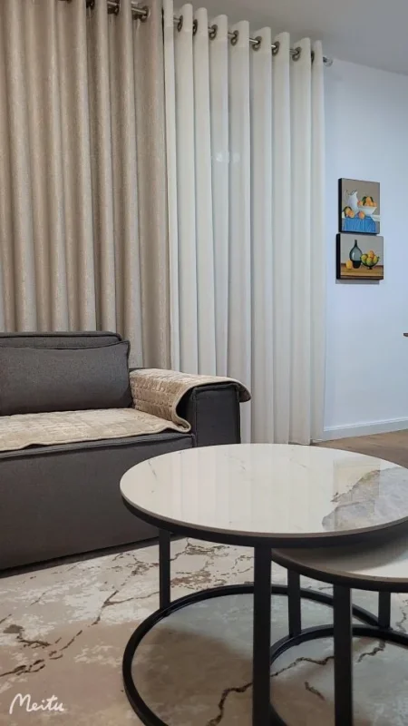 Tirane, jepet me qera apartament 2+1 Kati 3, 72 m² 950 € (Rruga Myslym Shyri perballe pasticeri Someg pallati Euro1)