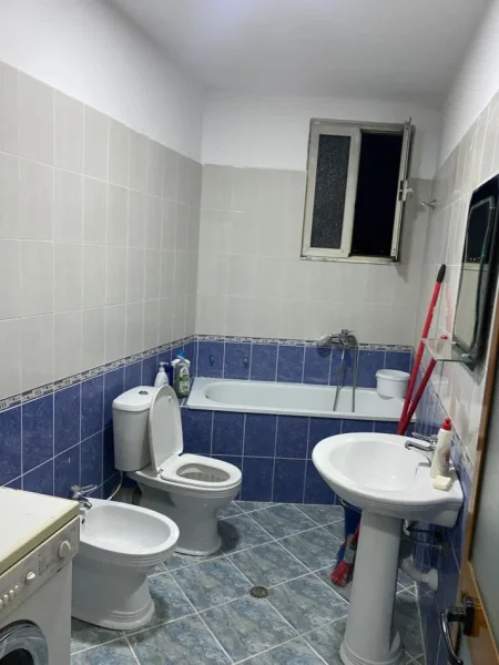 Tirane, jepet me qera apartament 2+1 Kati 10, 81 m² 480 € (ASTIR)