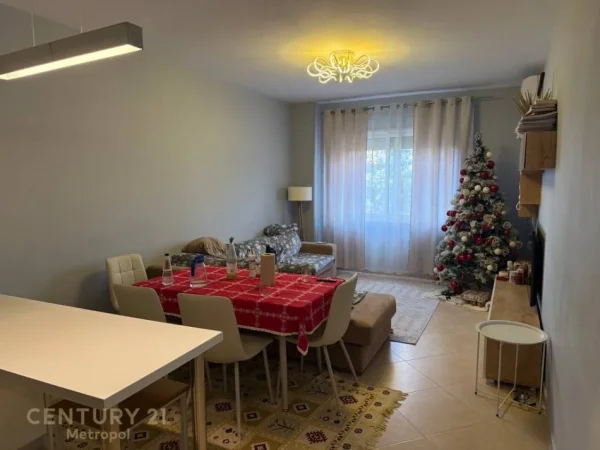 Tirane, shitet apartament 1+1+Ballkon Kati 1, 84 m² 101.000 € (Fresku)