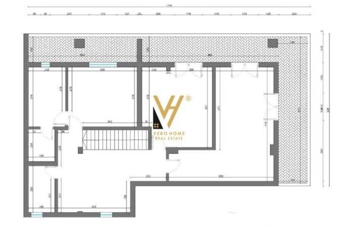 Tirane, jepet me qera zyre Kati 5, 400 m² 2.500 € (LINZE)