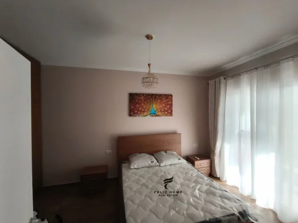 Tirane, jepet me qera apartament 1+1 Kati 3, 66 m² 800 € (ZOGU I ZI)