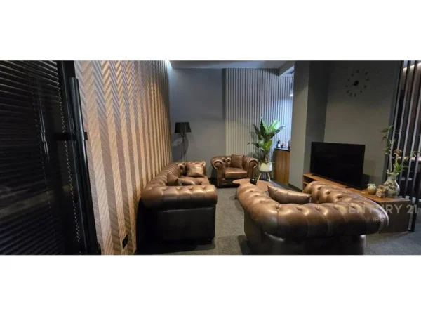 Tirane, shitet zyre Kati 1, 355 m² (delijorgj)