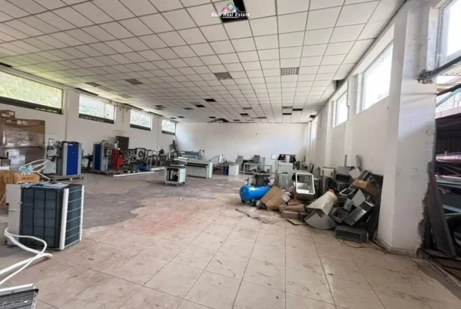 Tirane, jepet me qera magazine Kati 0, 800 m² 3.600 € (MISTO MAME)