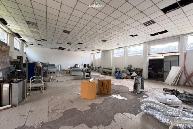 Tirane, jepet me qera magazine Kati 0, 800 m² 3.600 € (MISTO MAME)