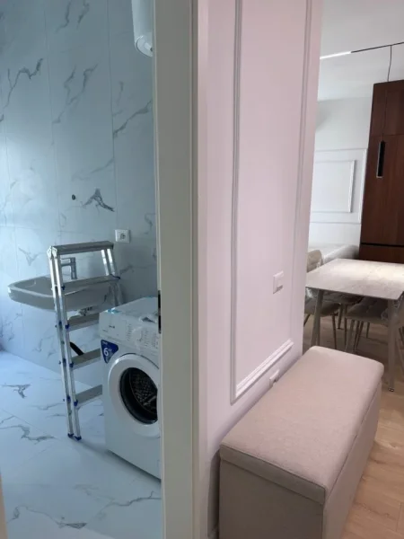 Tirane, jepet me qera apartament 1+1 Kati 6, 60 m² 520 € (Rruga Pasho Hysa)