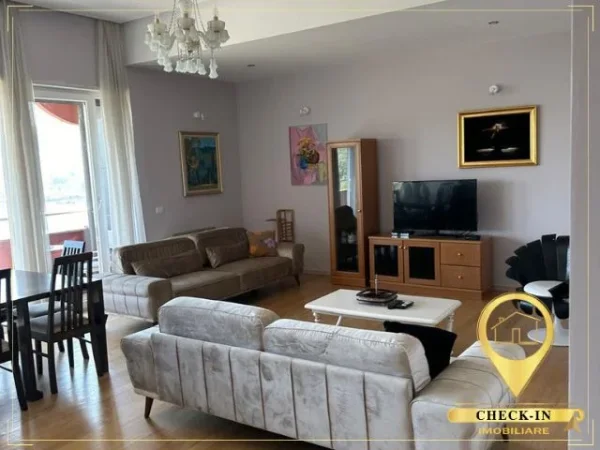 Tirane, jepet me qera apartament 2+1+Aneks+Ballkon Kati 7, 190 m² 2.500 € (Liqeni Artificial)