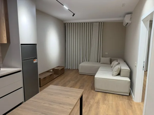 Tirane, jepet me qera apartament 2+1+Ballkon Kati 9, 105 m² 1.250 € (Mine Peza)