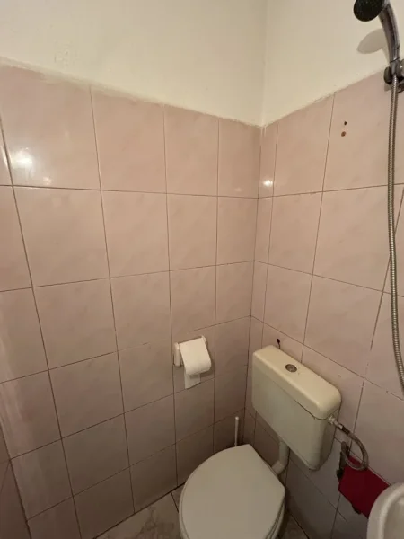 Tirane, jepet me qera ambjent biznesi Kati 0, 30 m² 280 € (Materniteti i Ri)