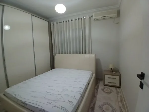 Tirane, jepet me qera apartament 2+1+Ballkon Kati 2, 90 m² 500 € (Rapo Hekali)
