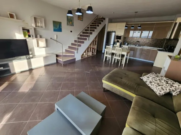 Duplex 3+1 Për Shitje📍 Rez.Kodra e Diellit I / 3+1+2wc & 2 ballkone & depo* 121 m2 total ( E mobiluar) 260K 🔥🔥