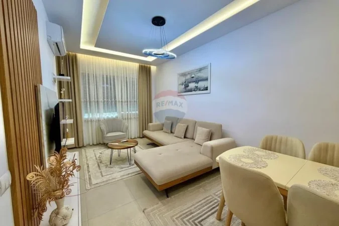 Tirane, jepet me qera apartament 2+1 , 80 m² 650 € (Fabrika e Miellit)