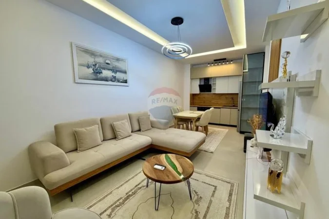 Tirane, jepet me qera apartament 2+1 , 80 m² 650 € (Fabrika e Miellit)