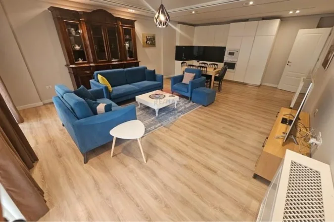 Tirane, jepet me qera apartament 2+1+Aneks+Ballkon , 131 m² 1.700 € (art turbina)