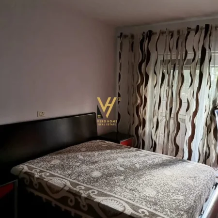 Tirane, jepet me qera apartament 2+1+Ballkon Kati 2, 75 m² 620 € (PAZARI I RI)