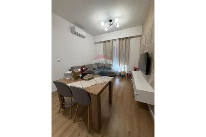 Tirane, shes 1+1 Kati 7, 53 m² 105.000 € 