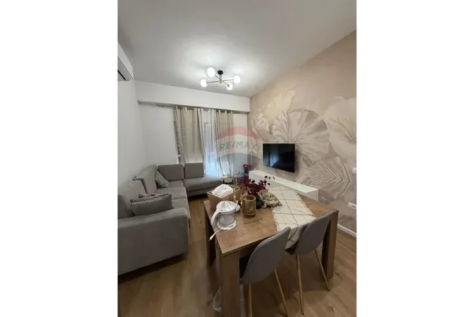 Tirane, shes 1+1 Kati 7, 53 m² 105.000 € 