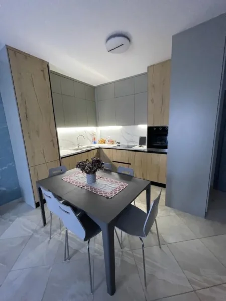 Ksamil, jepet me qera apartament 1+1 Kati 3, 70 m² 500 € (Ksamil, Sarande)