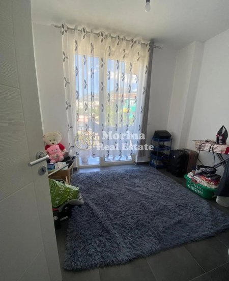 Tirane, jepet me qera apartament 2+1 Kati 3, 88 m² 520 € (Shkoze)