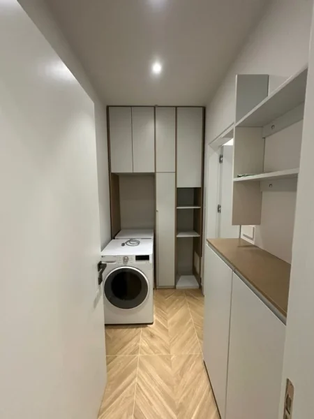 Tirane, jepet me qera Vile , 225 m² 3.500 € (FARKE)