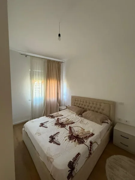 Tirane, shitet apartament 1+1 Kati 2, 56 m² (Rruga Sotir Caci ANA Market)