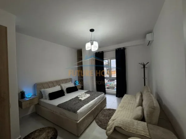 Tirane, jepet me qera apartament 1+1 Kati 4, 80 m² 650 € (Zogu i Zi)