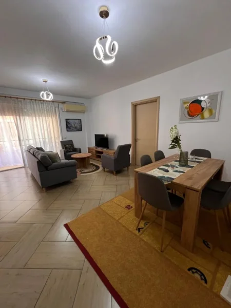 Tirane, jepet me qera apartament 2+1 Kati 5, 120 m² 600 € (don bosko)