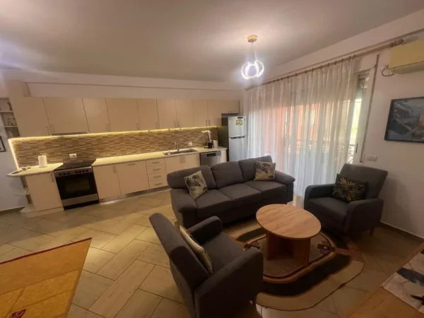 Tirane, jepet me qera apartament 2+1 Kati 5, 120 m² 600 € (don bosko)