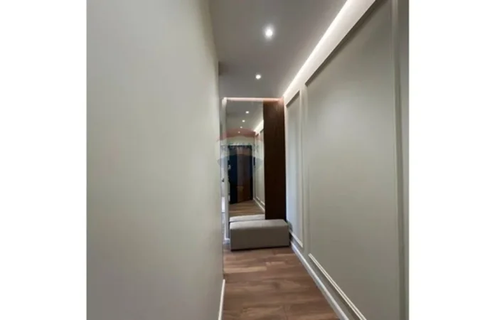 Tirane, shitet apartament 1+1 Kati 3, 57 m² 163.000 € (Mine Peza)