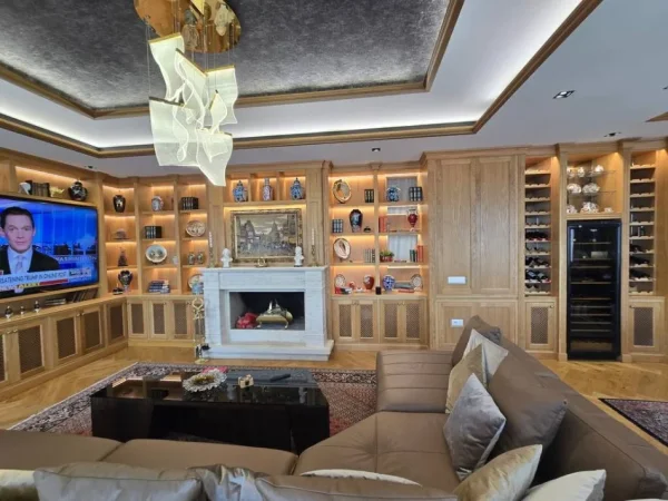 Tirane, shitet apartament 5+1+Aneks+Ballkon Kati 10, 436 m² 1.600.000 € (Square21)