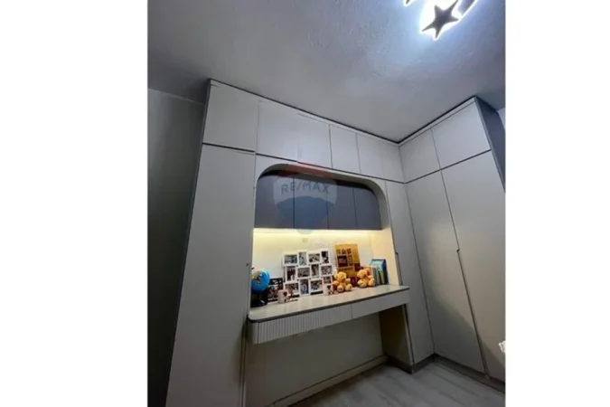 Tirane, shitet apartament 2+1 , 125 m² 378.000 € (Rruga Emin Duraku)