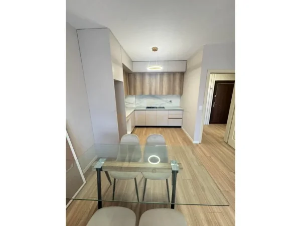 Tirane, Shitet Apartament 1+1, Unaza e Re, Kati 8, 70 m², 119.000 €