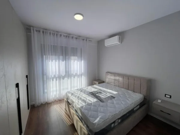 Tirane, jap me qera apartament 1+1+Aneks+Ballkon Kati 5, 68 m² 700 € (Rruga Jordan Misja)